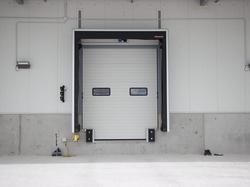 Dock & Doors (8)