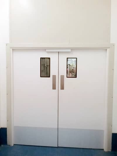 ulti-project-news-hygienic-hinged-door