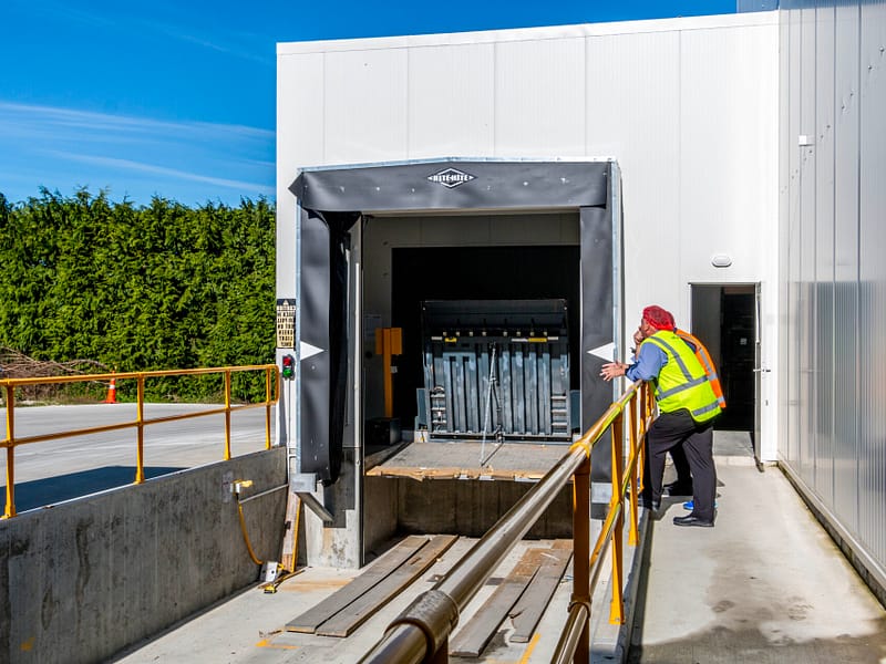Vertical Storing Dock Leveller installed at a loading dock with Rite-Hite seal.